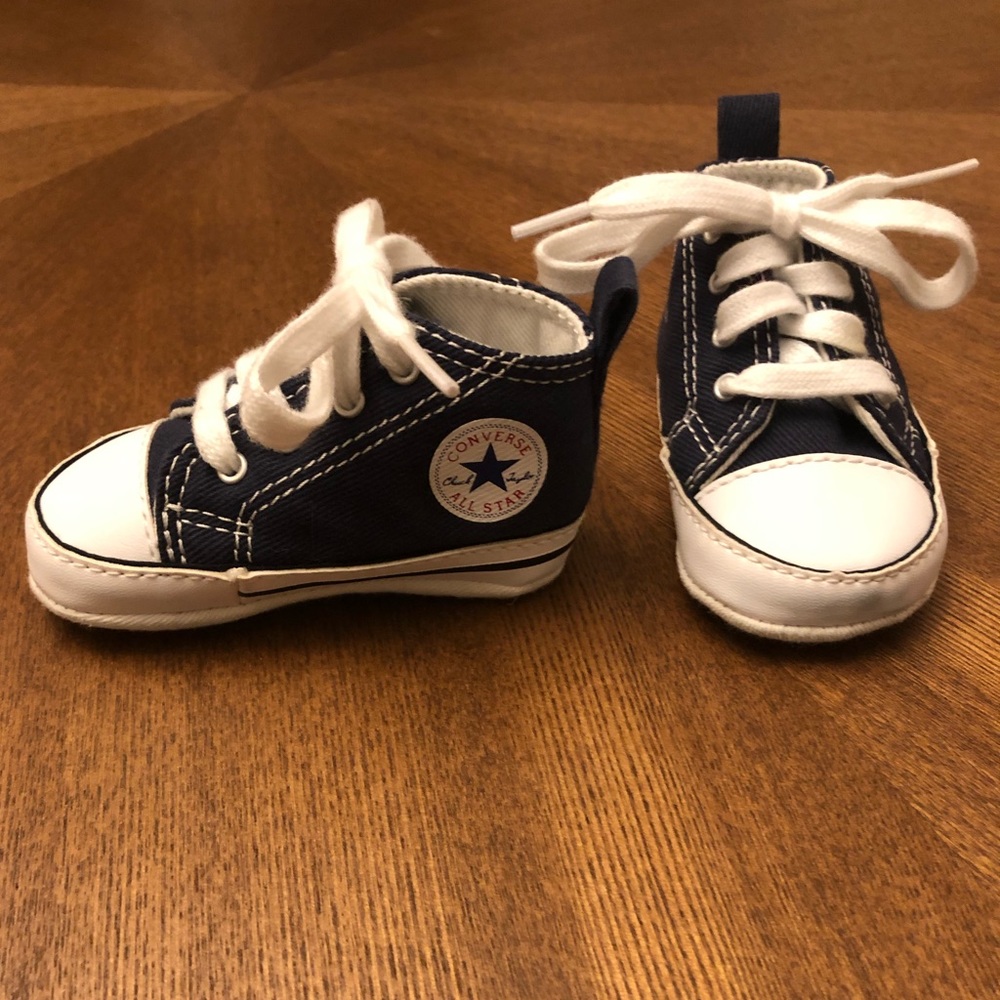 Converse crib shoe